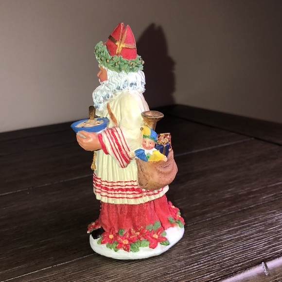 Bishop Nicholas of Myra 1999 Figurine, International Resources - Picture 2 of 7